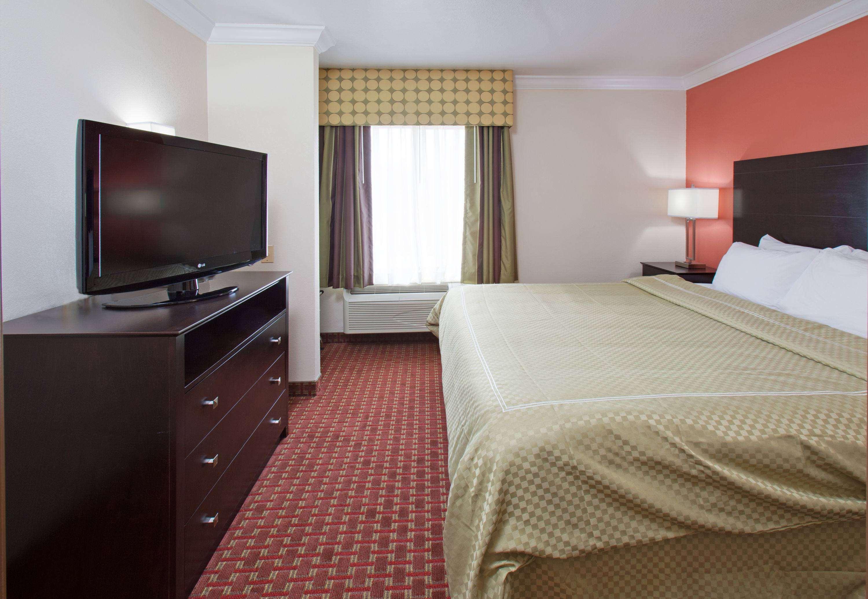 AmericInn by Wyndham Johnston Des Moines Urbandale Exterior foto